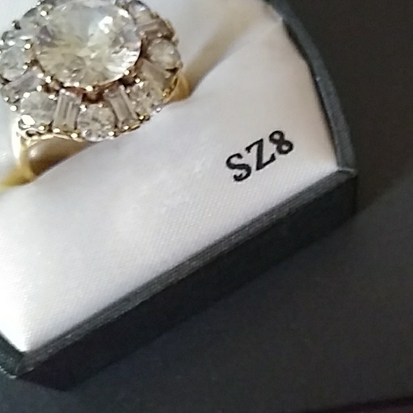 Ring - Picture 2 of 7
